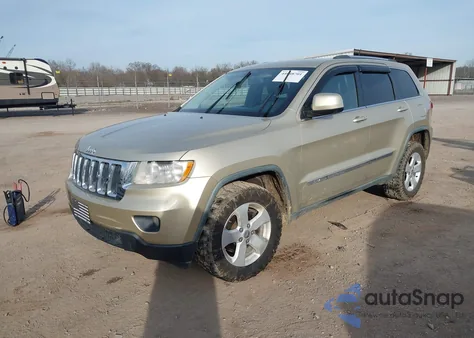 2011 Jeep Grand Cherokee Laredo z USA, uszkodzony, nr VIN 1J4RR4GG0BC557557